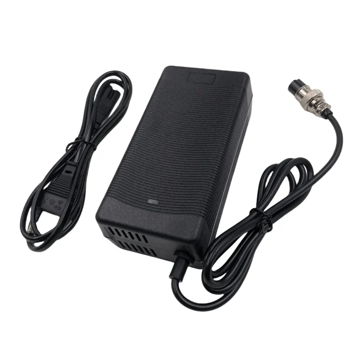 Caricabatterie 52V 2A (58,8 V) per batteria agli ioni di litio da 52V - immagine 2