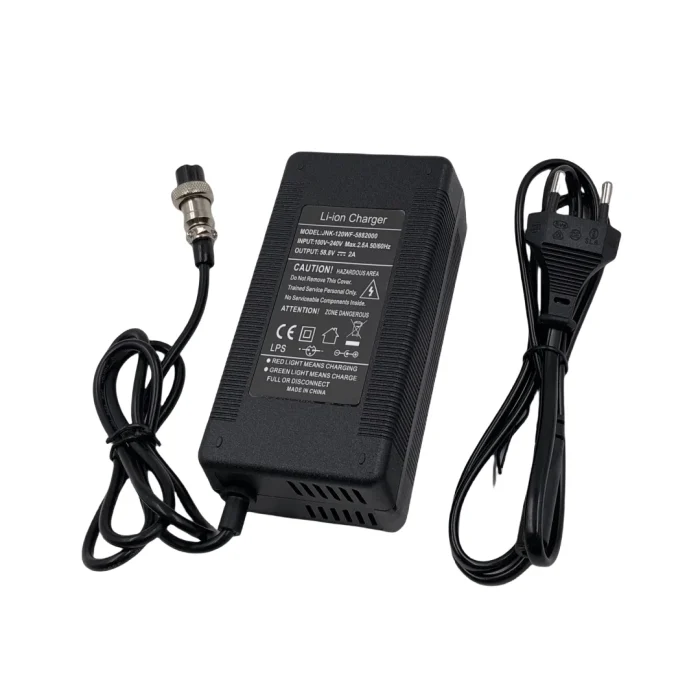 Caricabatterie 52V 2A (58,8 V) per batteria agli ioni di litio da 52V - immagine 4